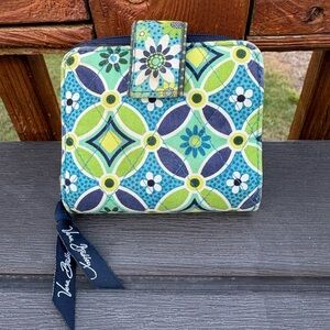 Vera Bradley Blue and Green Geometric Wallet pockets ID holder snap closure